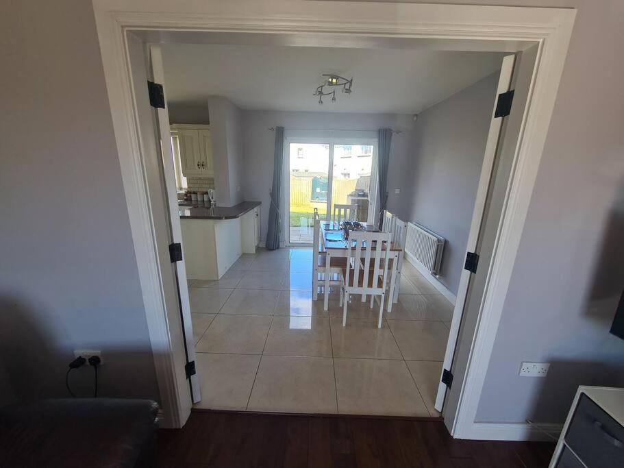 Bundoran Seaside Stays House - Wifi, Large Spacious Home Bagian luar foto