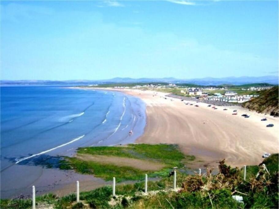 Bundoran Seaside Stays House - Wifi, Large Spacious Home Bagian luar foto
